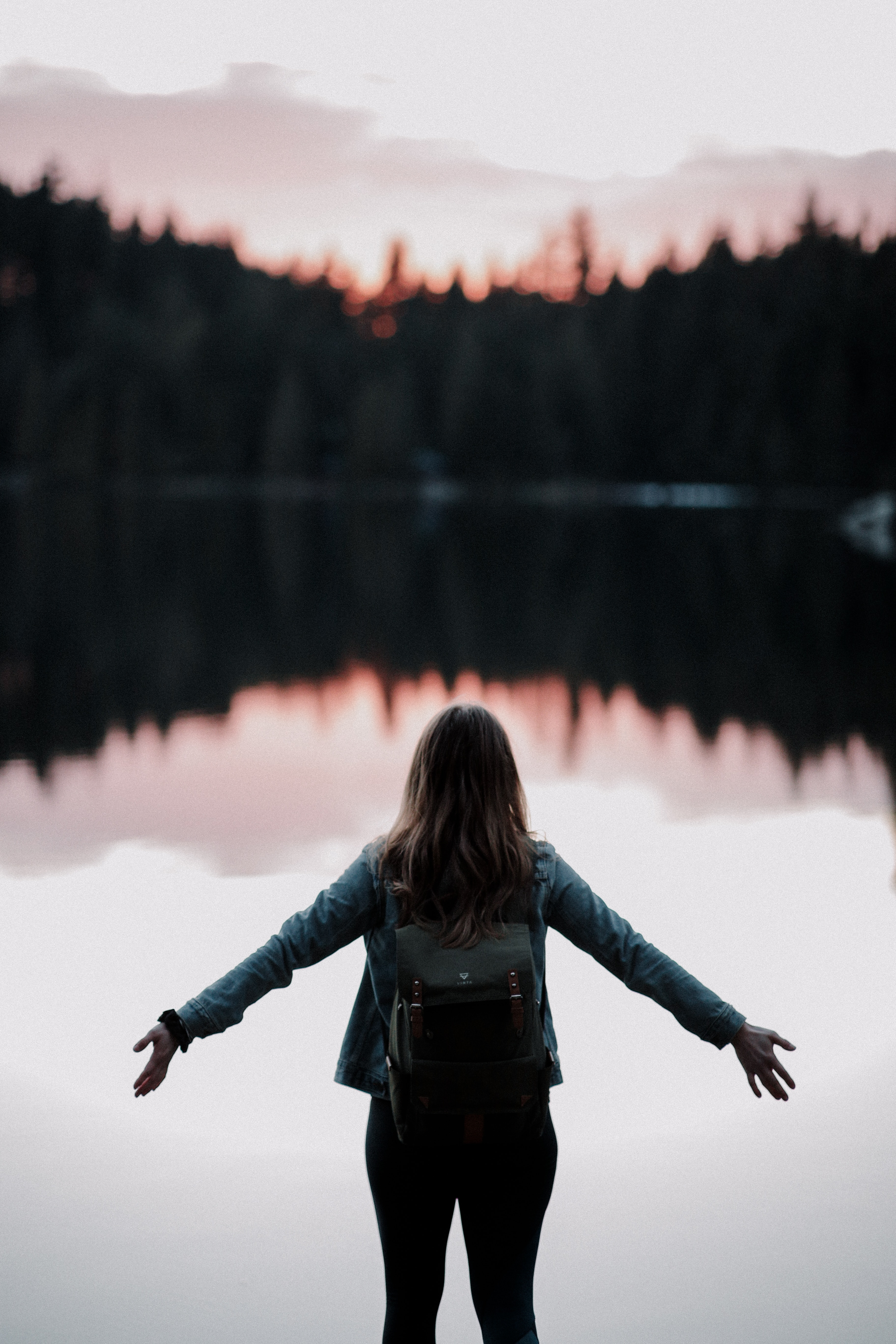 priscilla-du-preez-5eO8WdwszAQ-unsplash